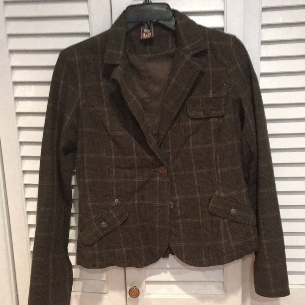 Women’s green plaid jacket